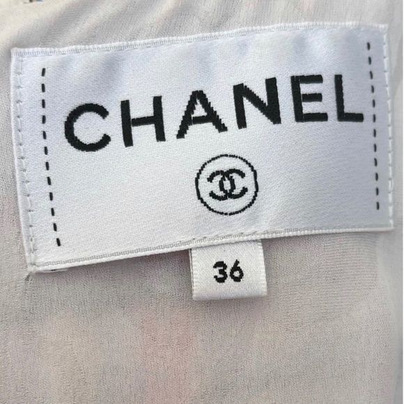 Authentic Chanel Tweed Dress Size S - Picture 5 of 6